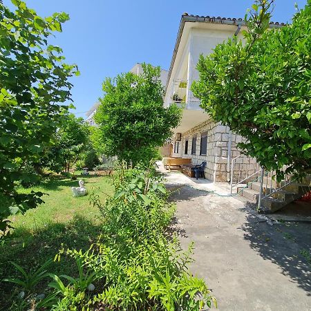 Apartment Dragone Ulcinj Bagian luar foto