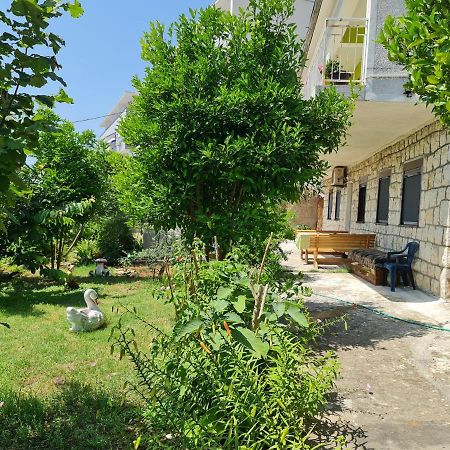 Apartment Dragone Ulcinj Bagian luar foto
