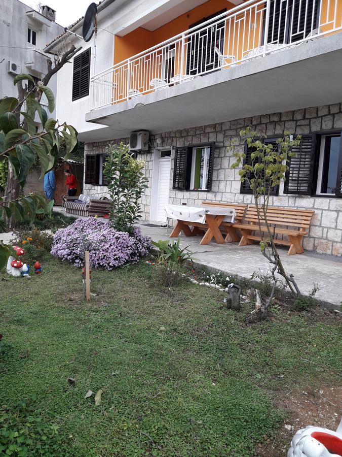 Apartment Dragone Ulcinj Bagian luar foto