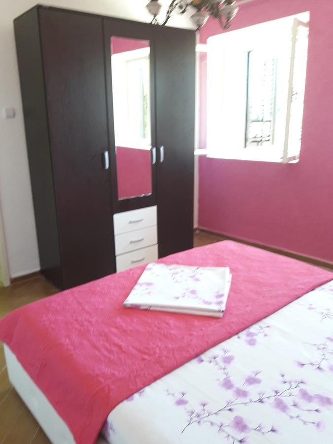 Apartment Dragone Ulcinj Bagian luar foto